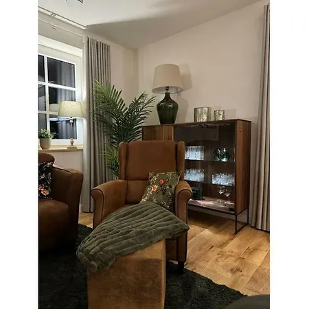 Homeport Ruegen Ferienhaus *